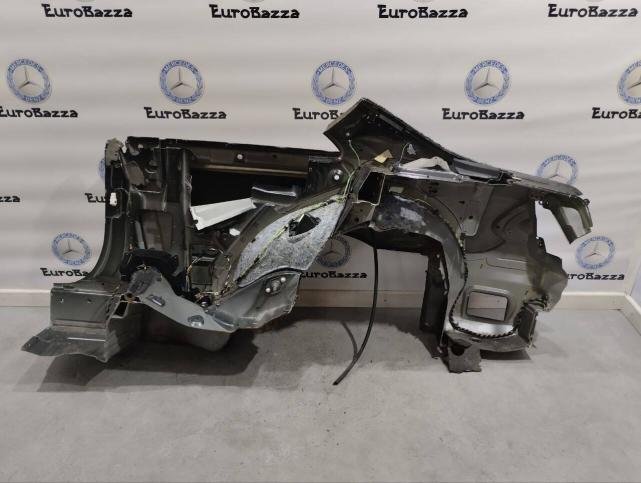 Заднее левое крыло Mercedes W209 A2096301321