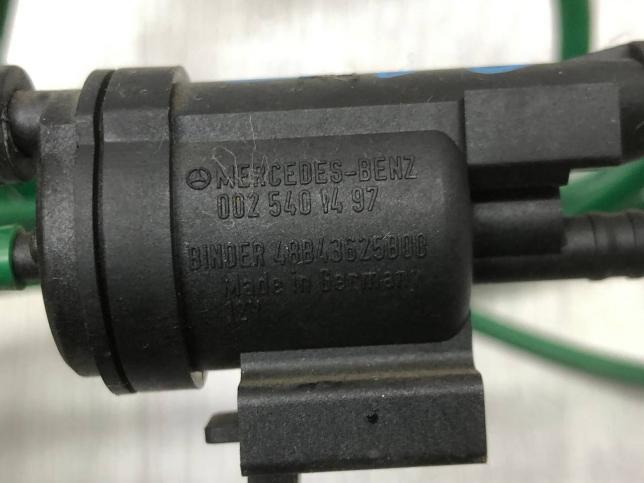 Электромагнитный клапан Mercedes W221 A0001581435
