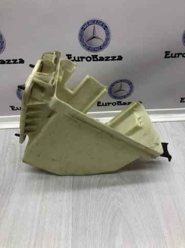 Корпуса блока предохранителей Mercedes W212 A2125400324