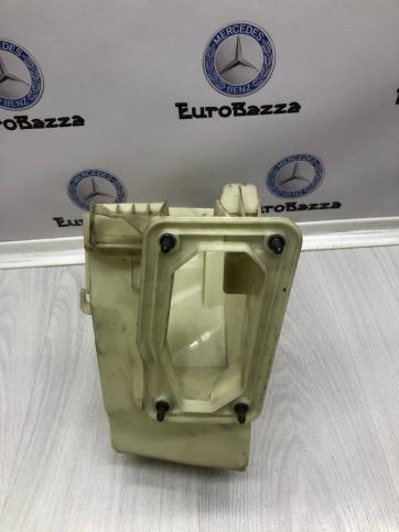 Корпуса блока предохранителей Mercedes W212 A2125400324