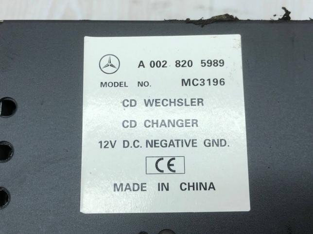 CD-чейнджер Mercedes C140 A0028205989
