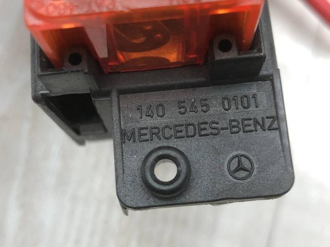 Блок предохранителей Mercedes С140 A1405450101