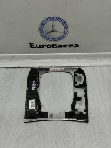 Накладка кулисы АКПП Mercedes W220 А2208218458