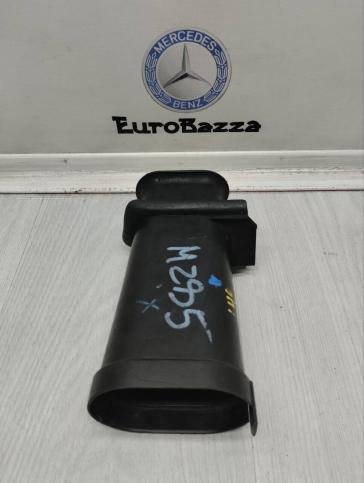 Патрубок воздушного фильтра Mercedes W140 A1405281304