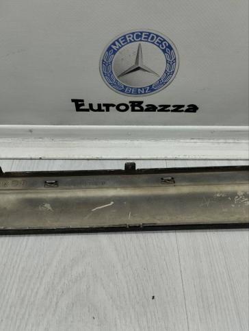 Накладка заднего бампера левая Mercedes W220 А2208200921