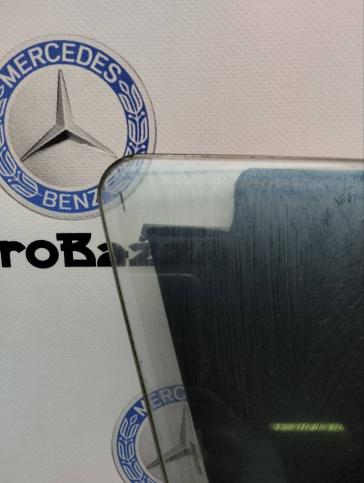 Стекло двери передней правой Mercedes W221 А2217200818
