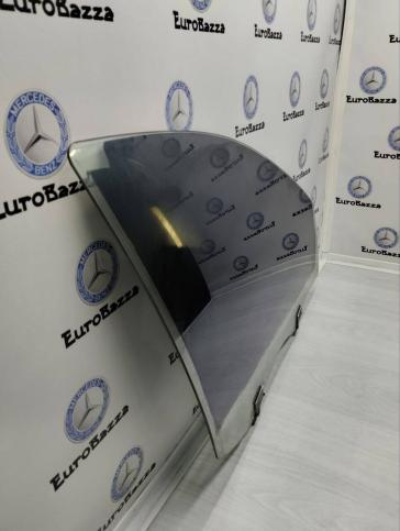 Стекло двери передней правой Mercedes W221 А2217200818