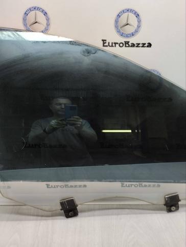 Стекло двери передней правой Mercedes W221 А2217200818