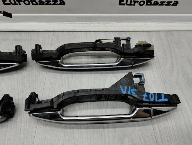 Ручка двери Mercedes W210 А2107600170