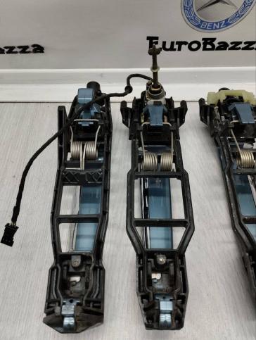 Ручка двери Mercedes W210 А2107600170