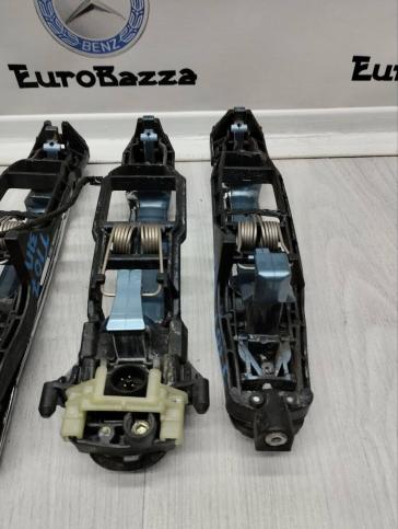 Ручка двери Mercedes W210 А2107600170