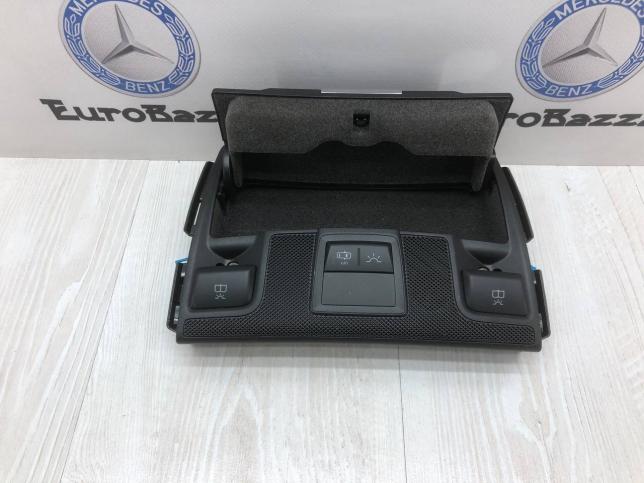 Плафон салона передний Mercedes R172 A1729000909