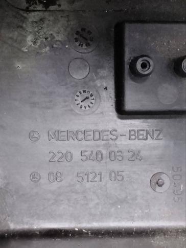 Корпус блоков предохранителей Mercedes W215 A2205400324