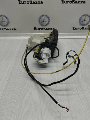 Замок двери задней левой KeyLess Gо Mercedes W220 A2207304535