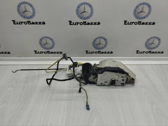 Замок двери задней левой KeyLess Gо Mercedes W220 A2207304535