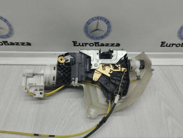 Замок двери задней левой Mercedes W220 A2207303935