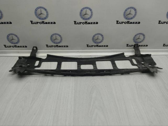 Кронштейн переднего бампера Mercedes W220 A2208850265