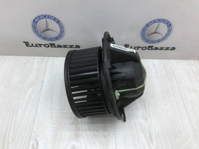 Моторчик печки Mercedes R172 A1729065300