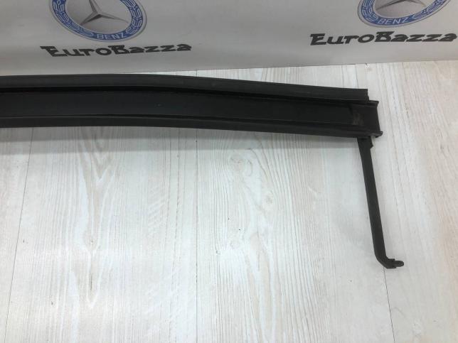 Накладка люка передняя Mercedes W215 А2207800013