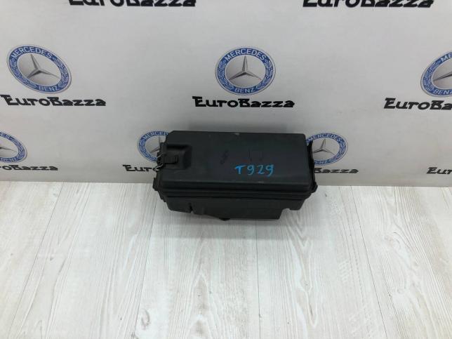 Корпус блоков предохранителей Mercedes W251 A2515400524