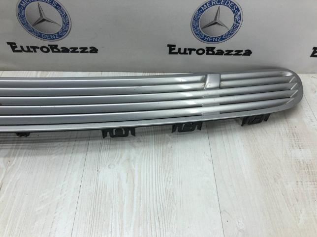 Накладка капота Mercedes W220 A2208800205