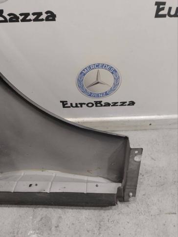 Крыло переднее левое Mercedes W218 A2188800118