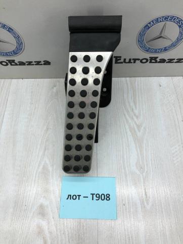 Педаль газа Mercedes W218 A2043000204