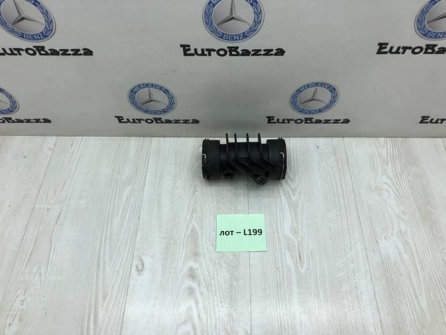 Патрубок интеркулера Mercedes Om646 A2035200295