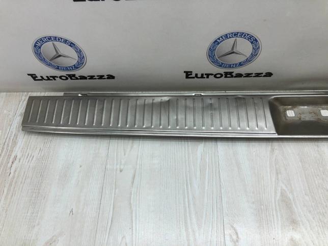 Накладка проема багажника Mercedes W210 Wagon A2106981598