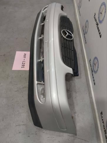 Передний бампер Mercedes R170 A1708800085