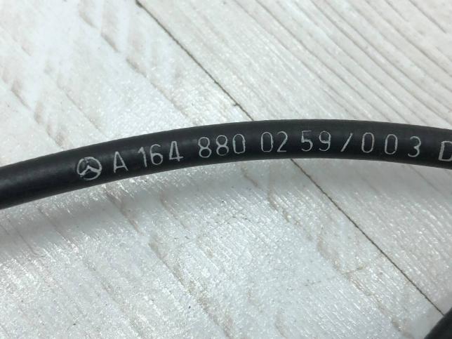 Трос капота передний Mercedes X164 А1648800259