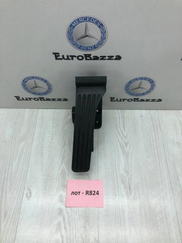 Педаль газа Mercedes X204 А2043001304