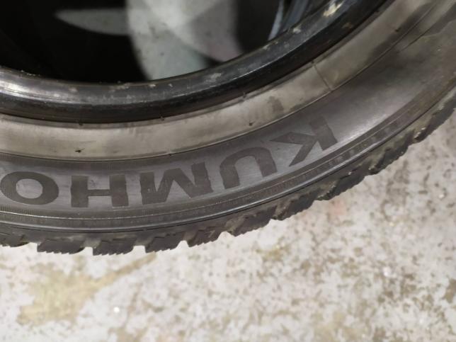 Зимние шипованные Шины Kumho I'Zen KW22 R16