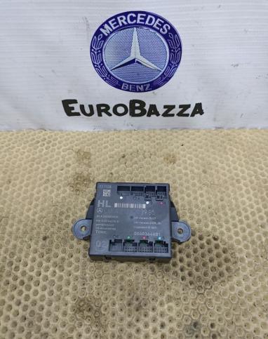 Блок управления задней левой дверью Mercedes W204 A2128203985