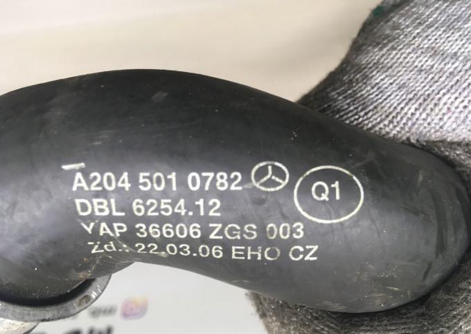  Патрубок радиатора Mercedes W204  А2045010782