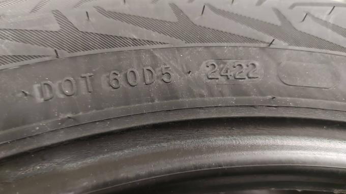 215/55 R17 Nokian Tyres Nordman 7 зимние шипованные