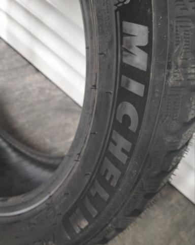 Michelin X-Ice North 4 SUV 275/45 R19 и 225/55 R19