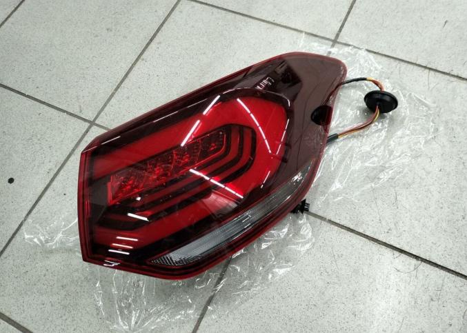Фонарь задний правый Citroen C4 2016- года 9814587280