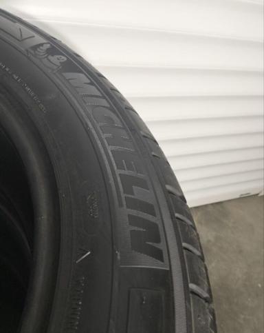 Michelin Agilis 215/60 R17C