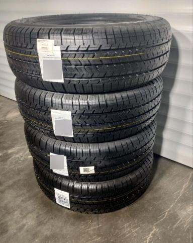 Michelin Agilis 215/60 R17C