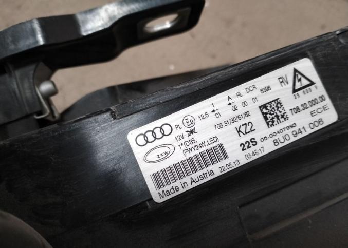 Фара передняя правая audi Q3 2011-2015 8UO941006