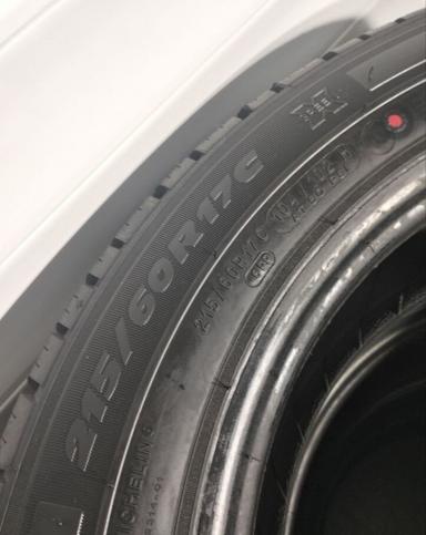 Michelin Agilis 215/60 R17C