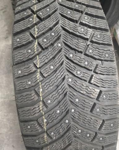 Michelin X-Ice North 4 SUV 275/45 R19 и 225/55 R19