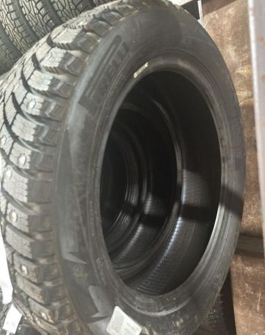 Pirelli Ice Zero 2 205/55 R17