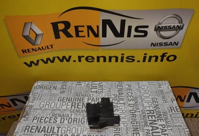 Выключатель стояночного тормоза Renault Fluence 363211899R