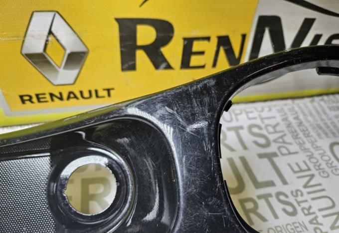 Накладка центральной консоли Renault Duster 969180011R