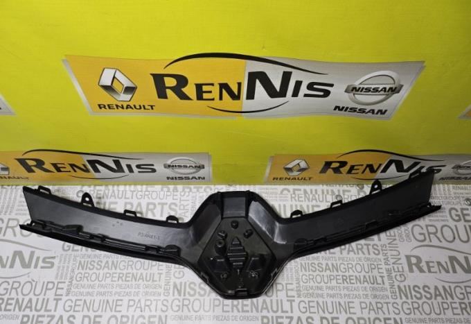 Накладка на решетку радиатора Renault Arkana 623820994R