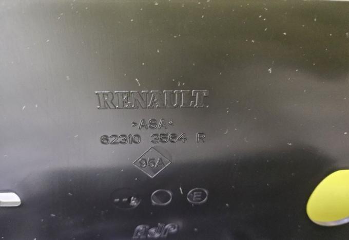 Основание решетки радиатора Renault Duster 2 2015 623103564R