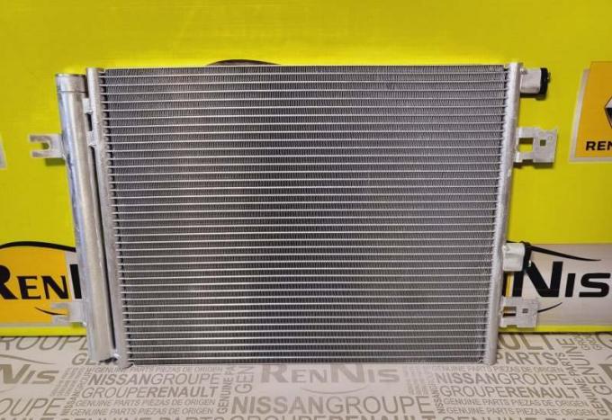 Радиатор кондиционера Nissan Terrano D10 2014 2765000Q1C