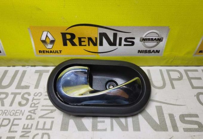Ручка двери внутренняя левая Renault Sandero 2 8200733848